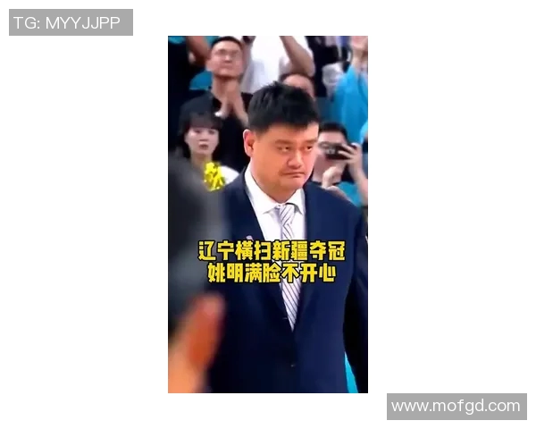 姚明在沈阳品尝地方美食的独特体验与趣闻分享