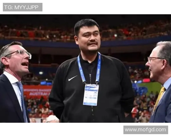 火箭队姚明携手打造盈利新模式助力球队发展与商业价值提升